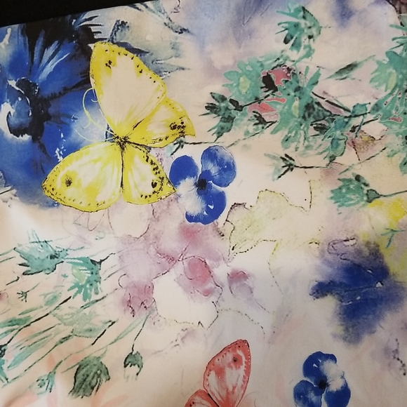 Butterfly Garden Skirt - Picture 2 of 6